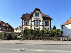 Straßenansicht