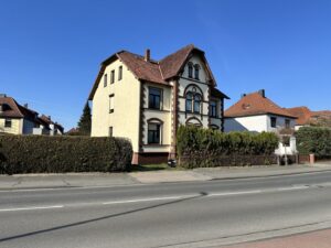 Haus mit 3 Wohneinheiten