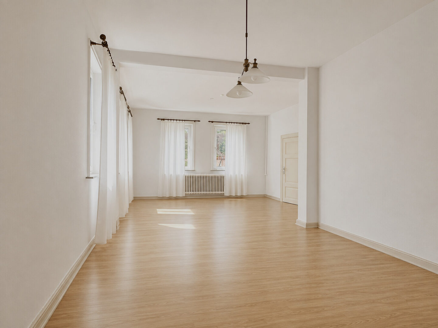 großes Esszimmer