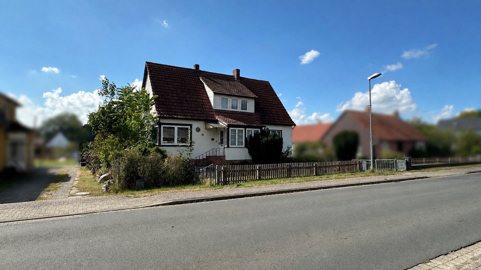 Straßenansicht